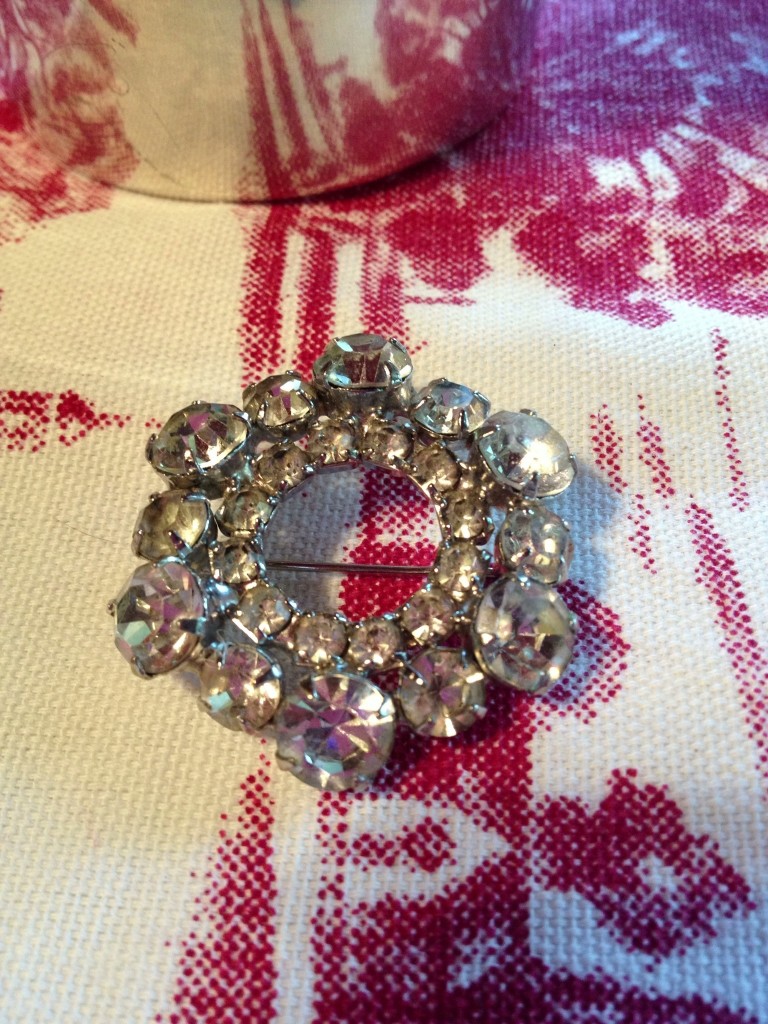 Vintage Rhinestone Brooch