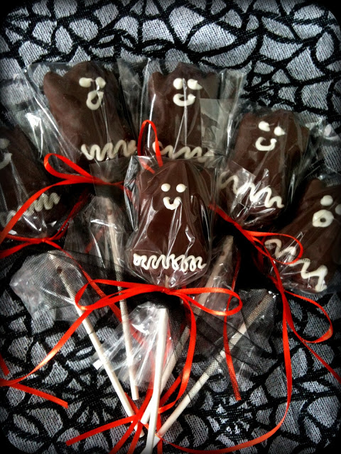 chocolate_dipped_ghosts_on_a_stick