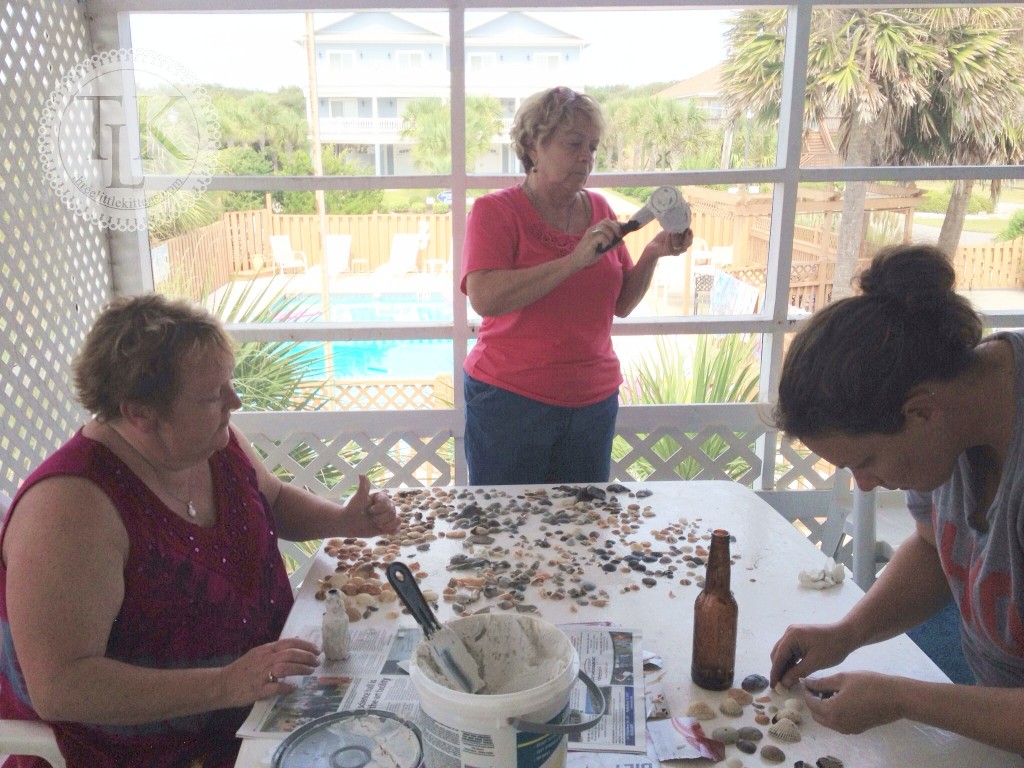 Betsy, June and Denise working on their vases