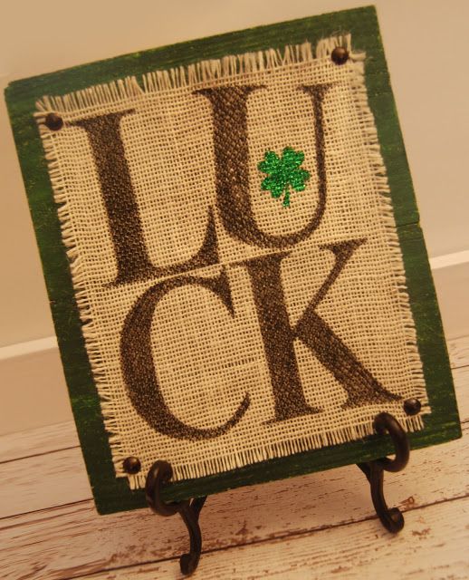 Burlap Luck Sign