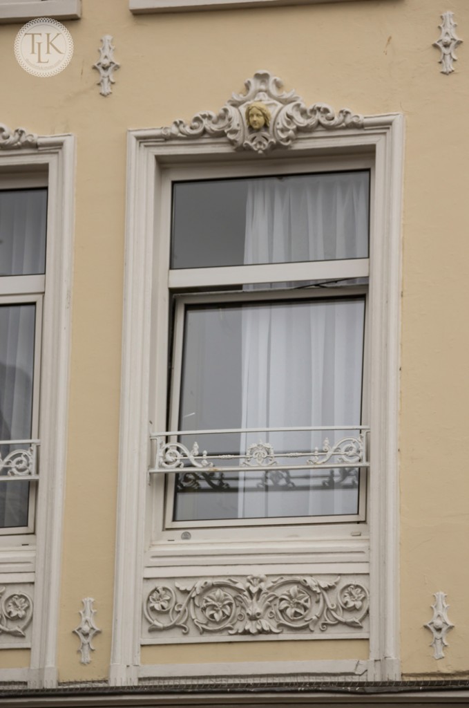 Decorative-Window-Amsterdam