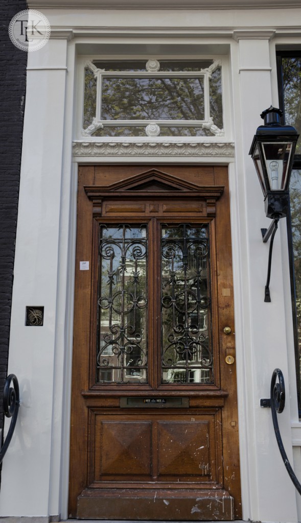 Doors-of-Amsterdam-Lovely Oak Door
