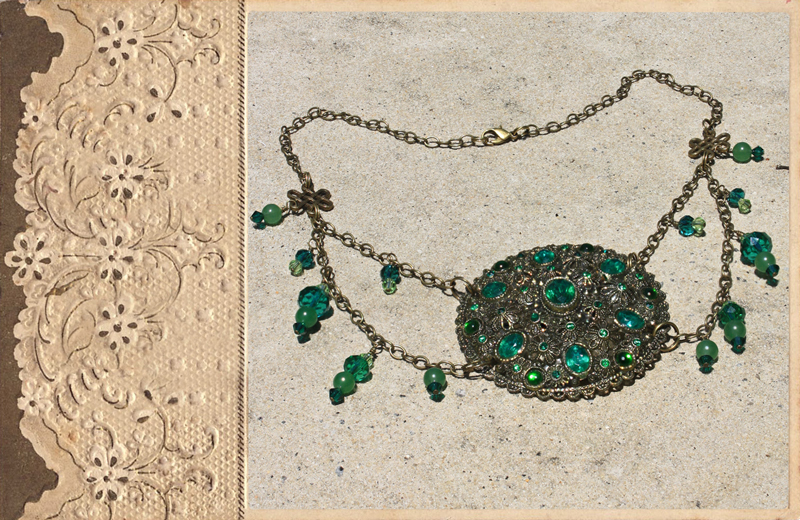 Emerald Vintage New England Glassworks Brooch Necklace