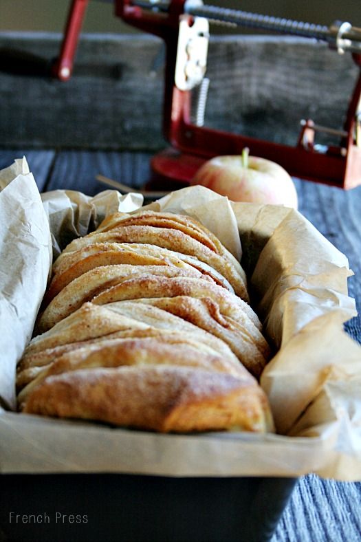 Apple Pie Pull Apart Bread