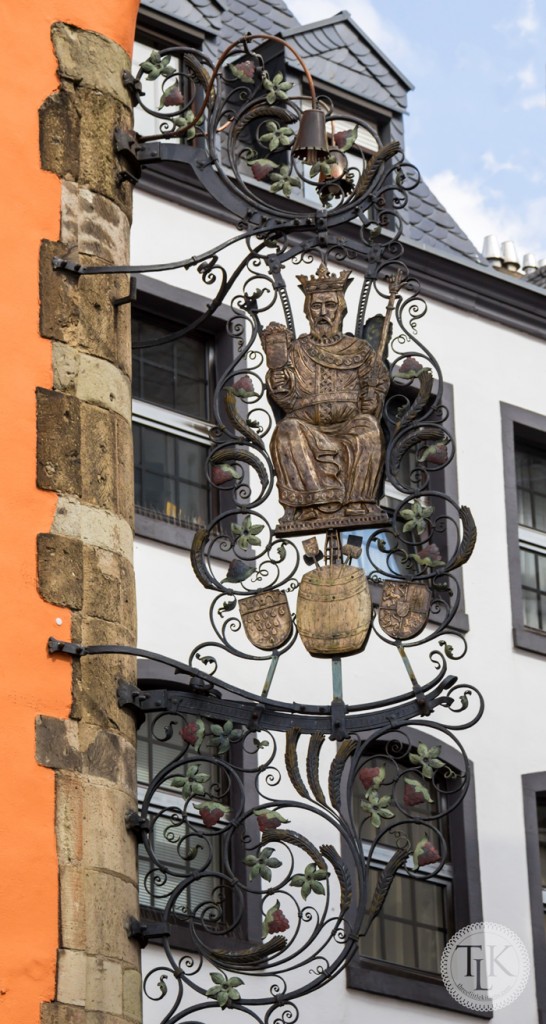 Brauerai-zum-Pfaffen-Pub-Sign-Cologne-Germany