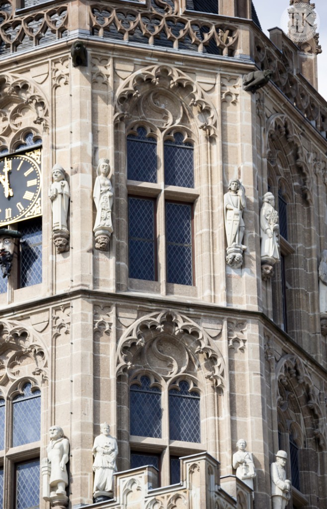 Gothic-Windows-on-Tower-of-Rathaus-Cologne-Germany