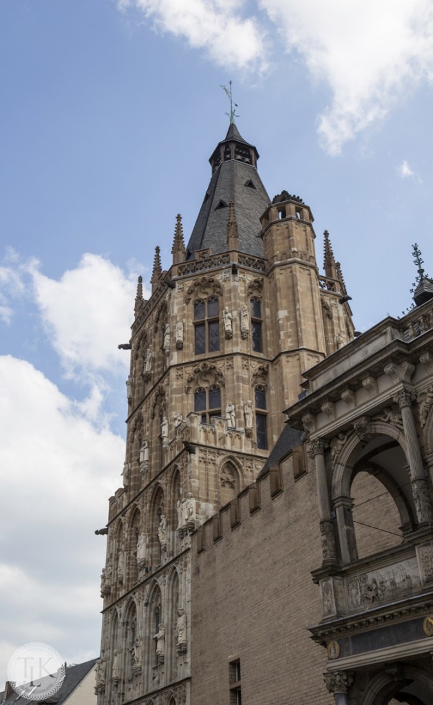 Rathaus-Tower-and-Loggia-