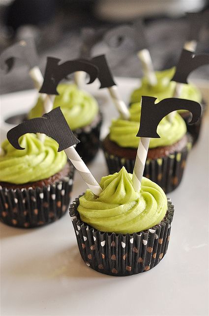 Witches Shoes Cupcakes