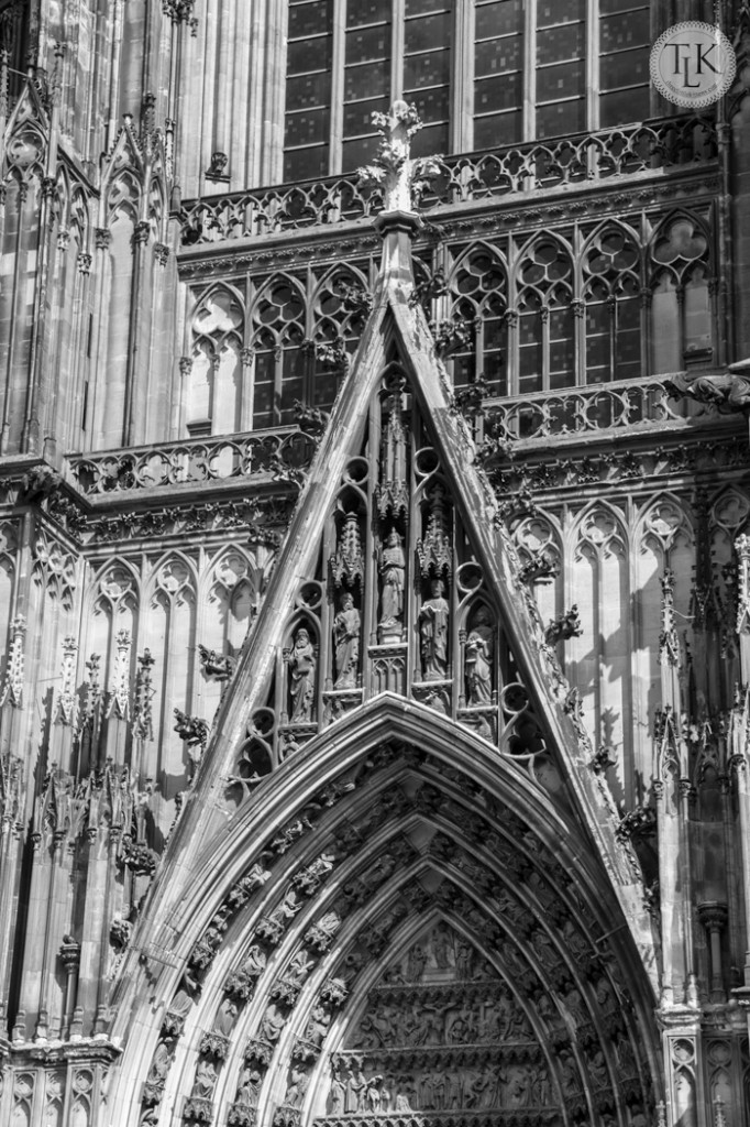 Arch-Above-the-South-Entrance-Cologne-Cathedral