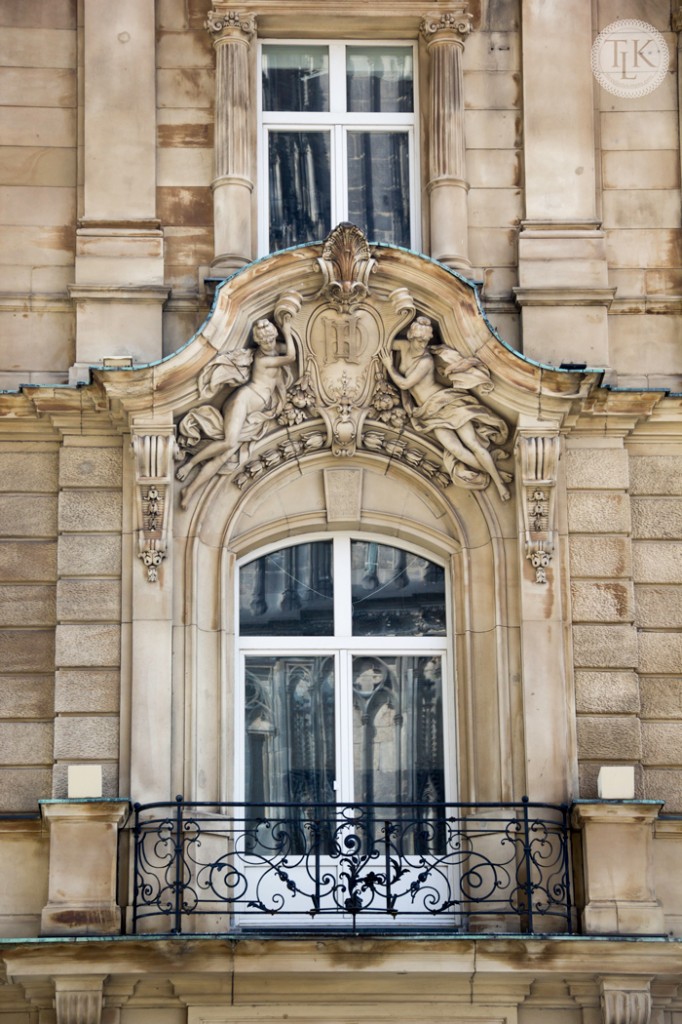 Dom-Hotel-Balcony-Window