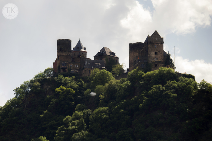 04-Schoenburg-Castle