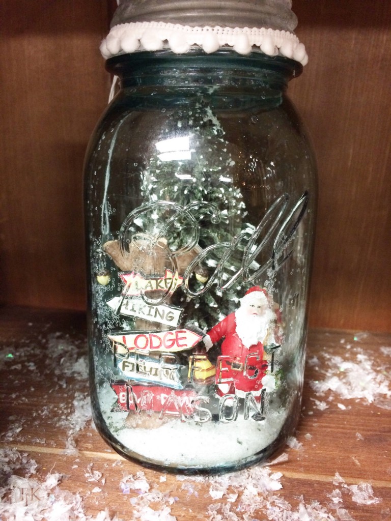 Santa in a Mason Jar on threelittlekittens.com/blog