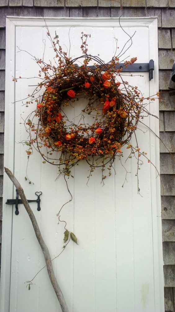 chinese-lantern-wreath-2