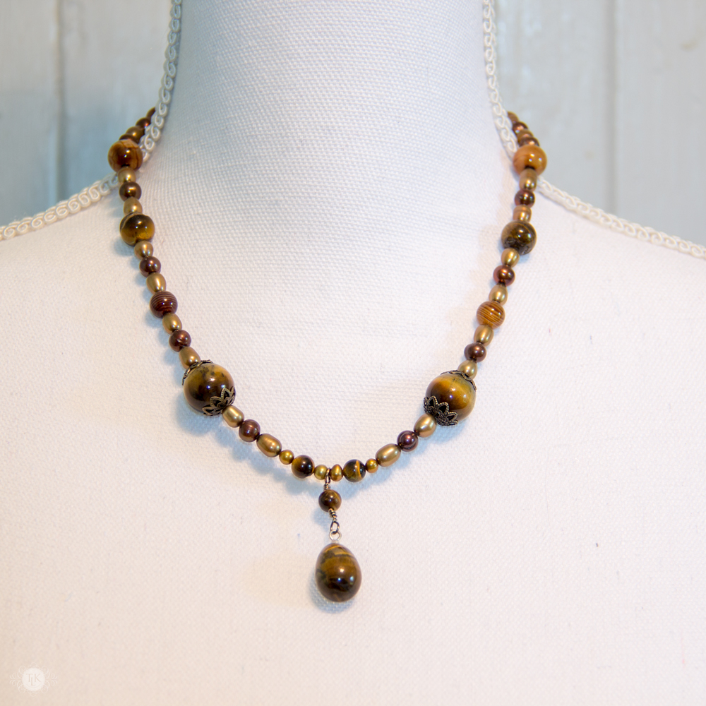 THREE LITTLE KITTENS BLOG | Tiger Eye Necklace 3700n01