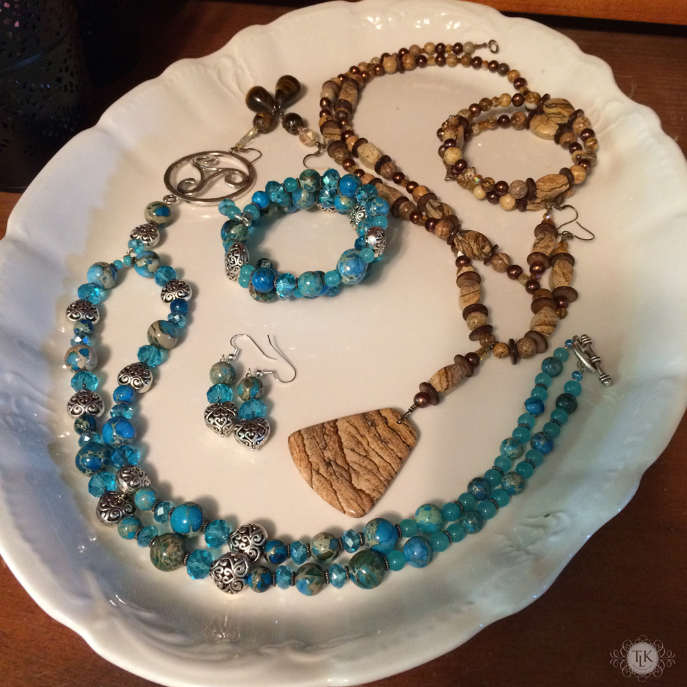 THREE LITTLE KITTENS BLOG | Tray of Jewelry