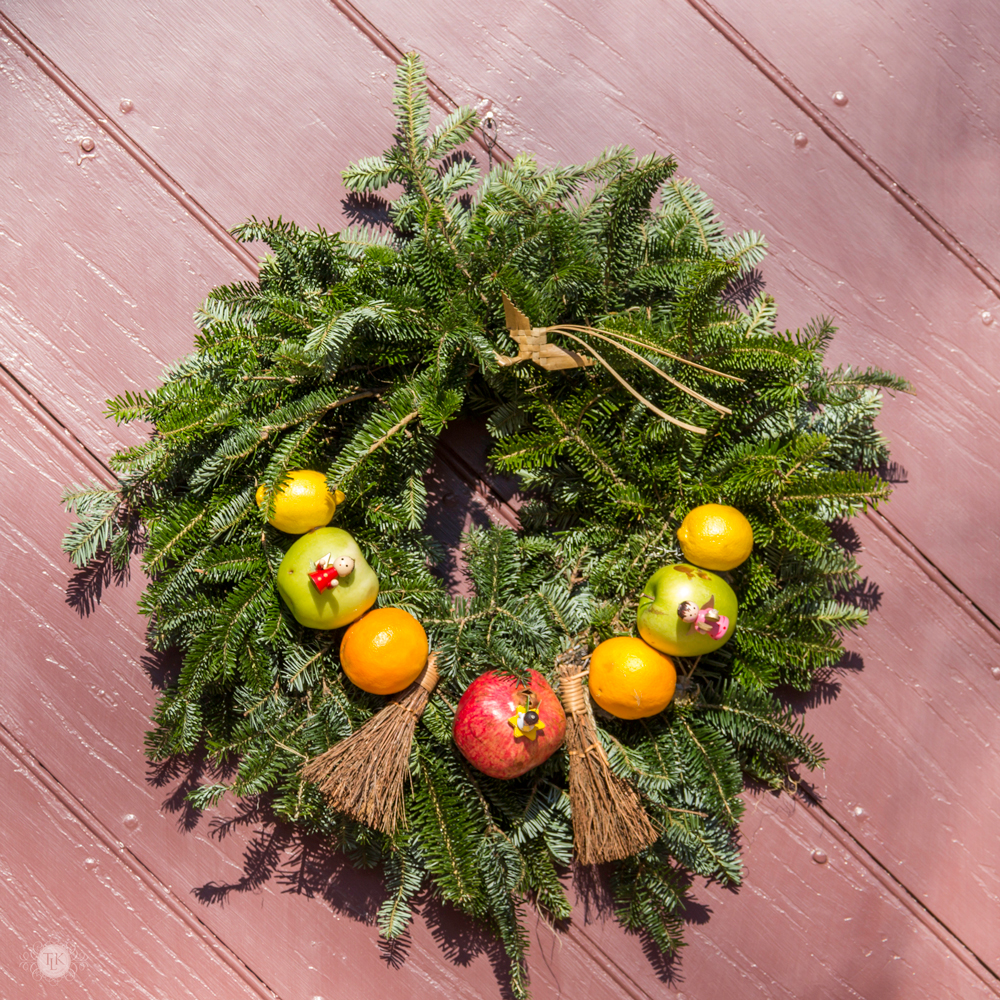 THREE LITTLE KITTENS BLOG | 25 Days of Christmas Wreaths - Day 16