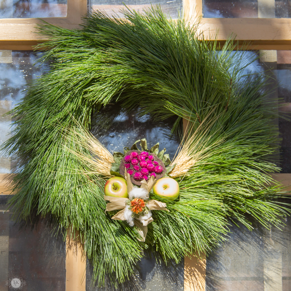 THREE LITTLE KITTENS BLOG | 25 Days of Christmas Wreaths - Day 13 | Scrivener's Store