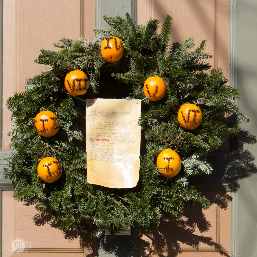 THREE LITTLE KITTENS BLOG | 25 Days of Christmas Wreaths - Day 21 - Star Wars Opening Credits