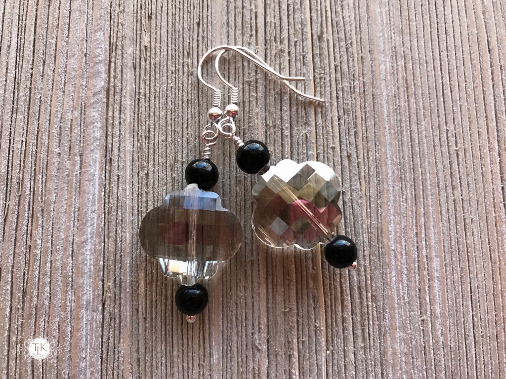 THREE LITTLE KITTENS | 3724e Czech Glass Crystal and Black Obsidian Pierced Earrings