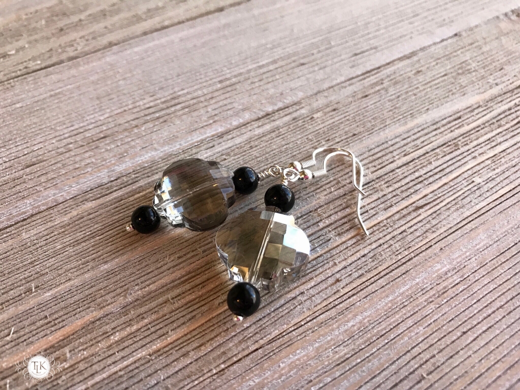 THREE LITTLE KITTENS | 3724e Czech Glass Crystal and Black Obsidian Pierced Earrings
