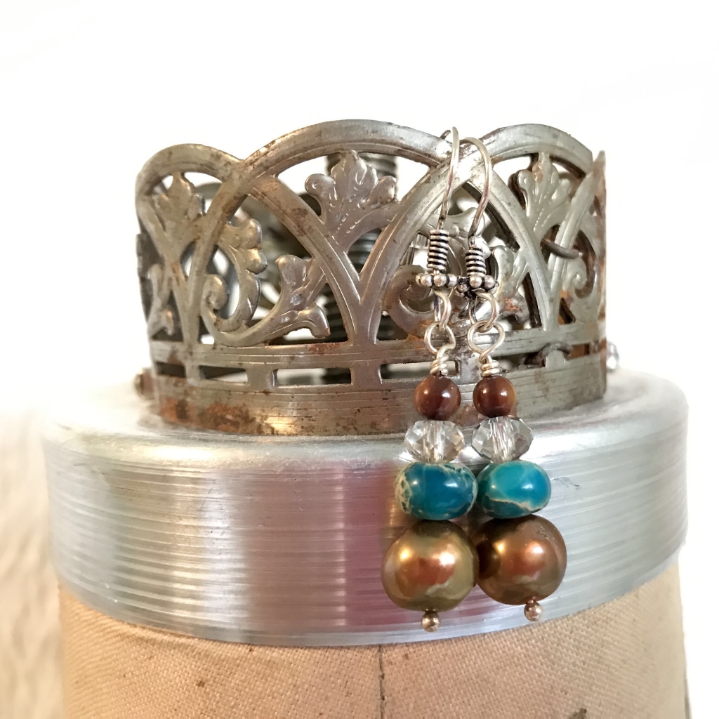 THREE LITTLE KITTENS | 3683e Dyed Imperial Jasper and Copper Freshwater Pearl Pierced Earrings