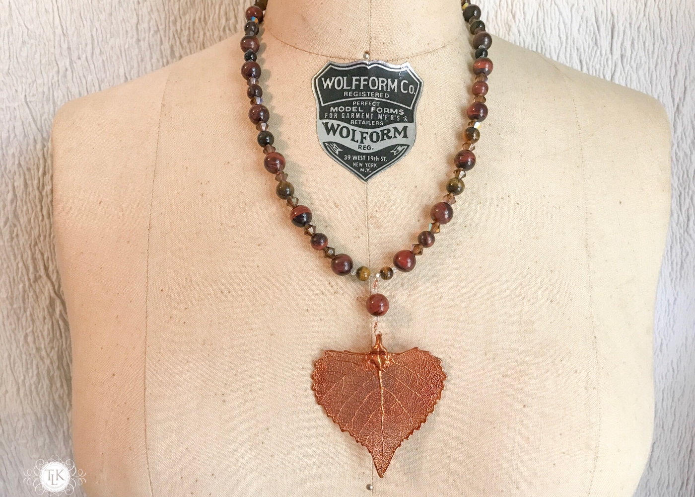 THREE LITTLE KITTENS | Copper Iridescent Cottonwood Leaf Tiger Eye Necklace 3649n