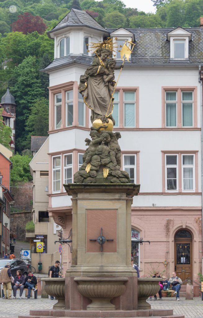 THREE LITTLE KITTENS BLOG | Kornmarkt Madonna in Heidelberg, Germany