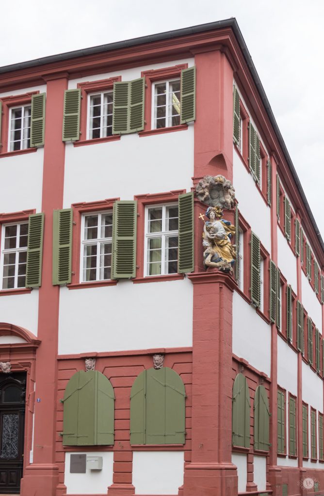 THREE LITTLE KITTENS BLOG | University Building and Hausmadonna | Heidelberg, Germany