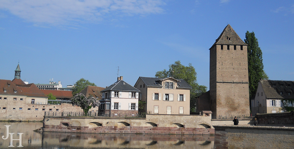 THREE LITTLE KITTENS BLOG | Ponts Couverts Tower