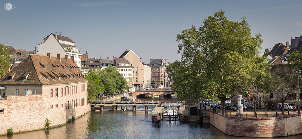 THREE LITTLE KITTENS BLOG | Strasbourg Canal