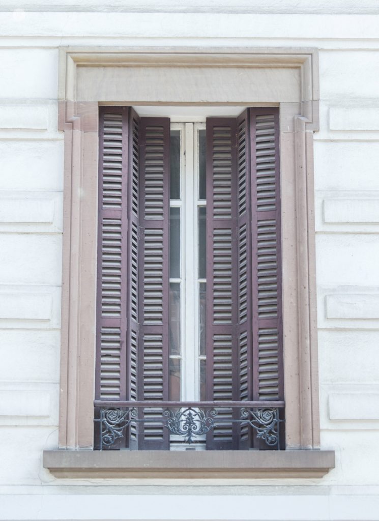 THREE LITTLE KITTENS BLOG | Pretty Windows and Doors in La Petite France | Strasbourg, France