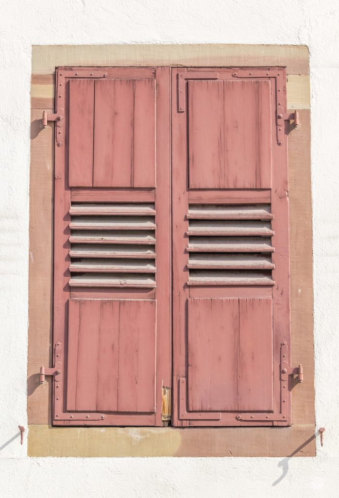 THREE LITTLE KITTENS BLOG | Pretty Windows and Doors in La Petite France | Strasbourg, France