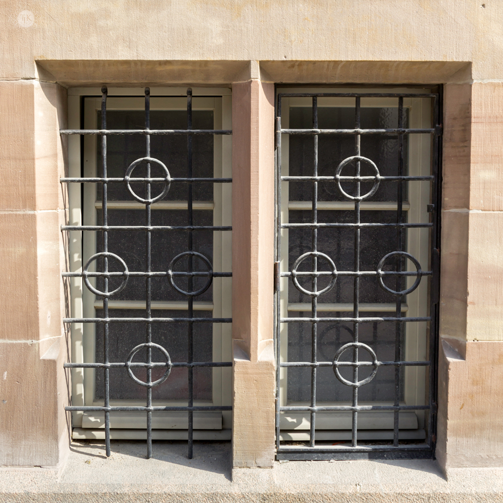 THREE LITTLE KITTENS BLOG | Pretty Windows and Doors in La Petite France | Strasbourg, France