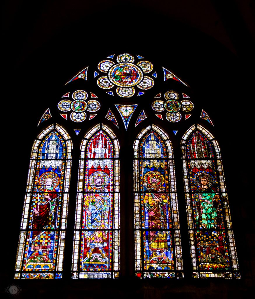 THREE LITTLE KITTENS BLOG | Cathedral Window