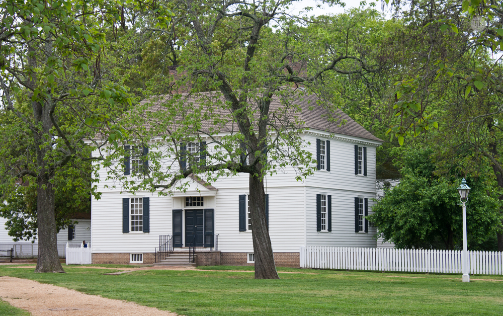 THREE LITTLE KITTENS BLOG | House on the Palace Green