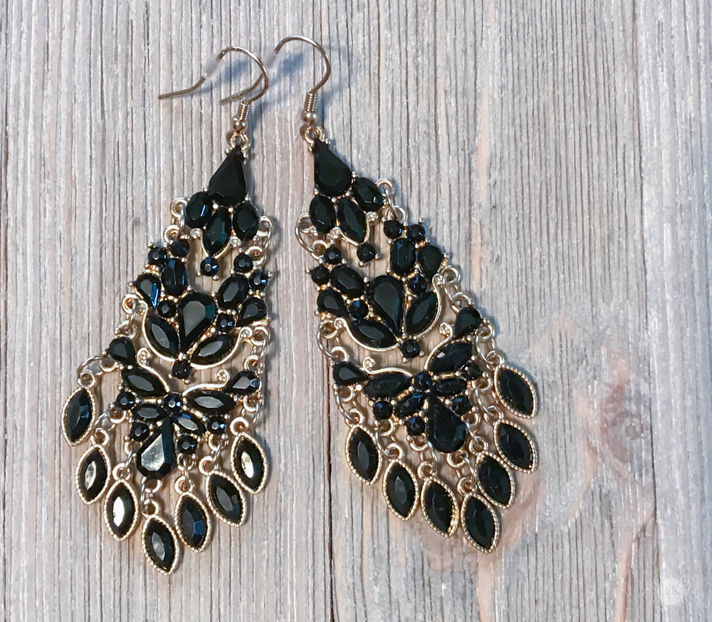 THREE LITTLE KITTENS BLOG | Midnight Gold Earrings