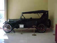 p008.08.06.03.jpg (45408 bytes)